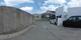  沖縄県浦添市牧港の売買一戸建て 内観・外観 前面道路を含む現地写真