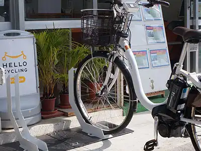 入口横にはシェアサイクル専用のステーションを設置。那覇市内を中心に設置が増えているという。